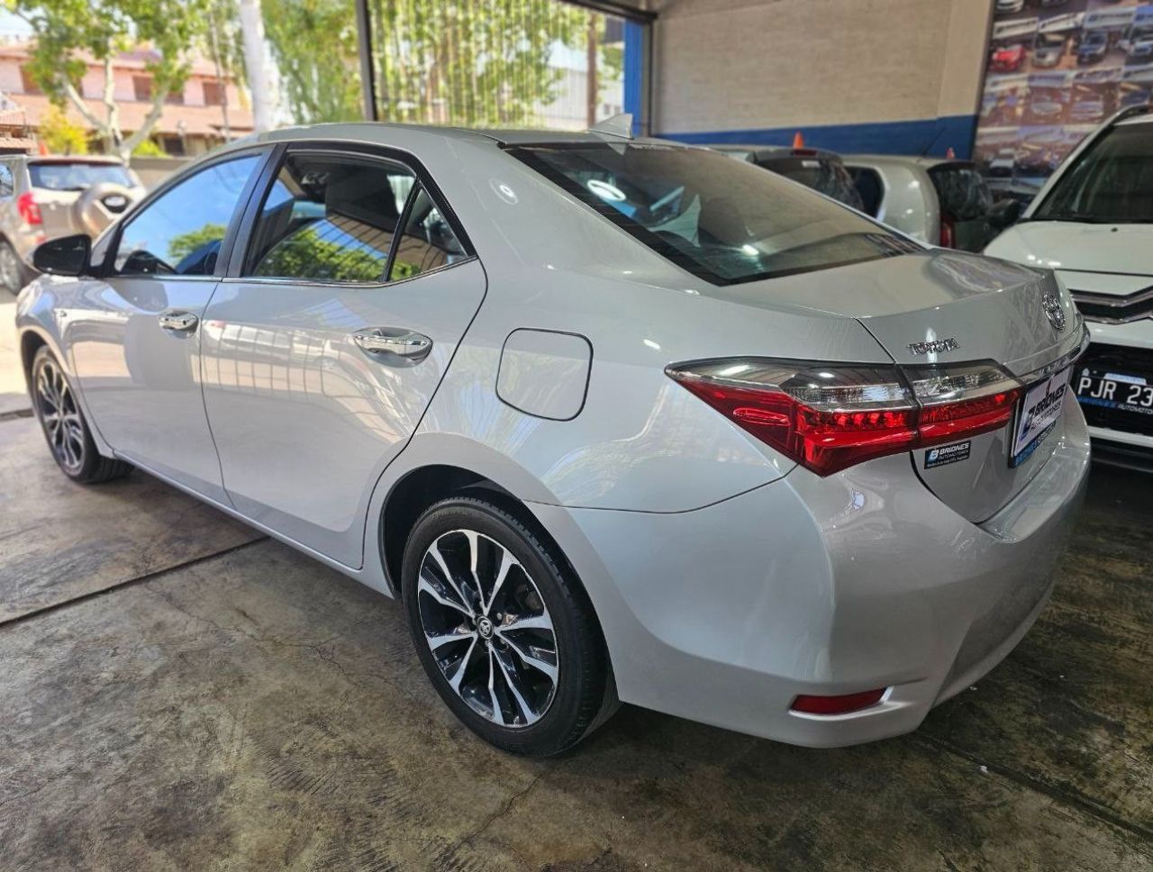 Toyota Corolla Usado en Mendoza, deRuedas