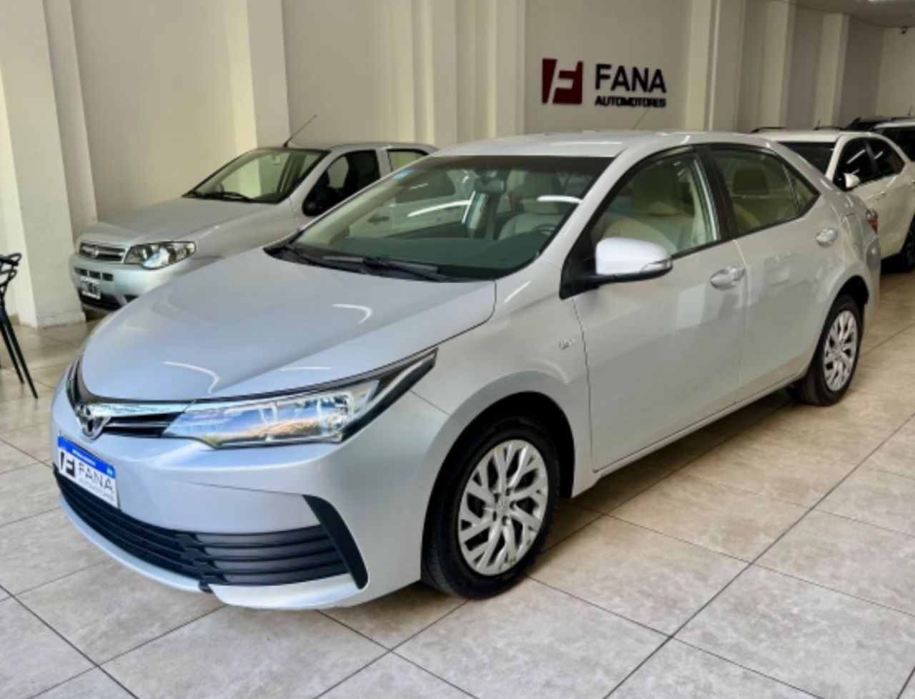 Toyota Corolla Usado Financiado en Mendoza, deRuedas