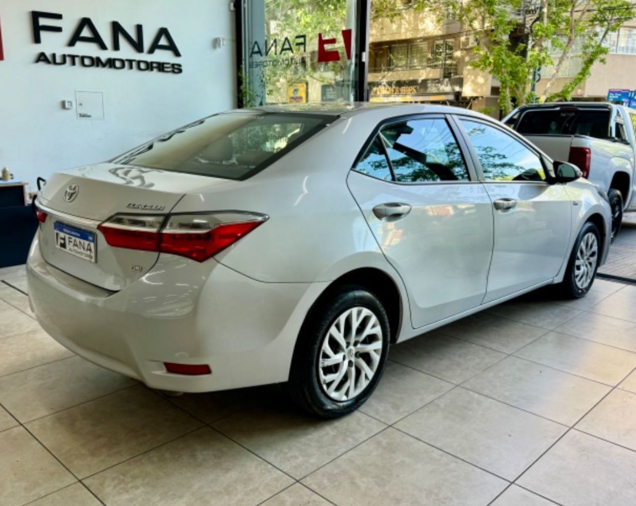 Toyota Corolla Usado Financiado en Mendoza, deRuedas