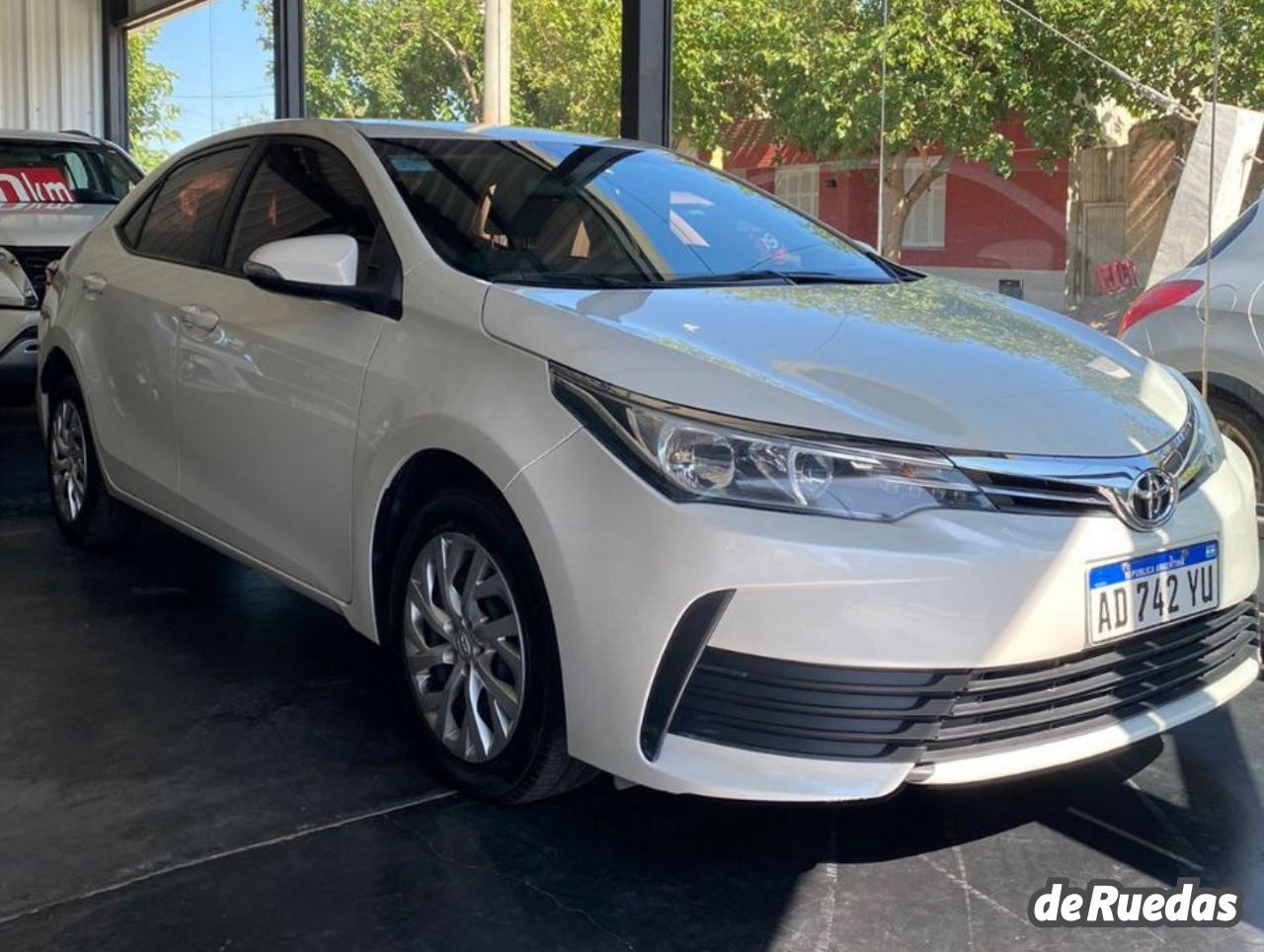 Toyota Corolla Usado en San Juan, deRuedas