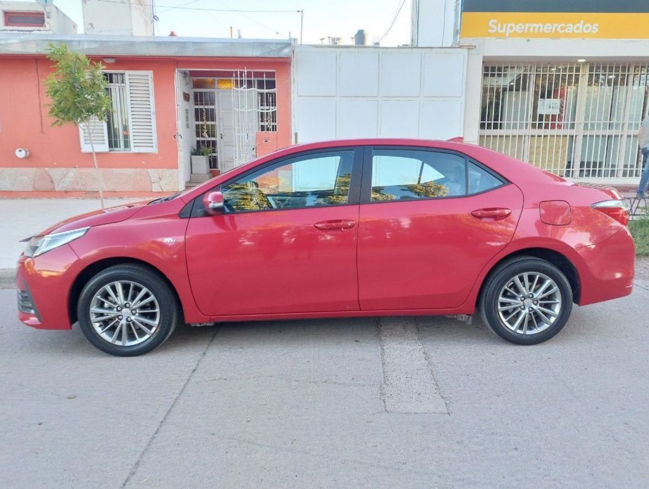 Toyota Corolla Usado en Mendoza, deRuedas