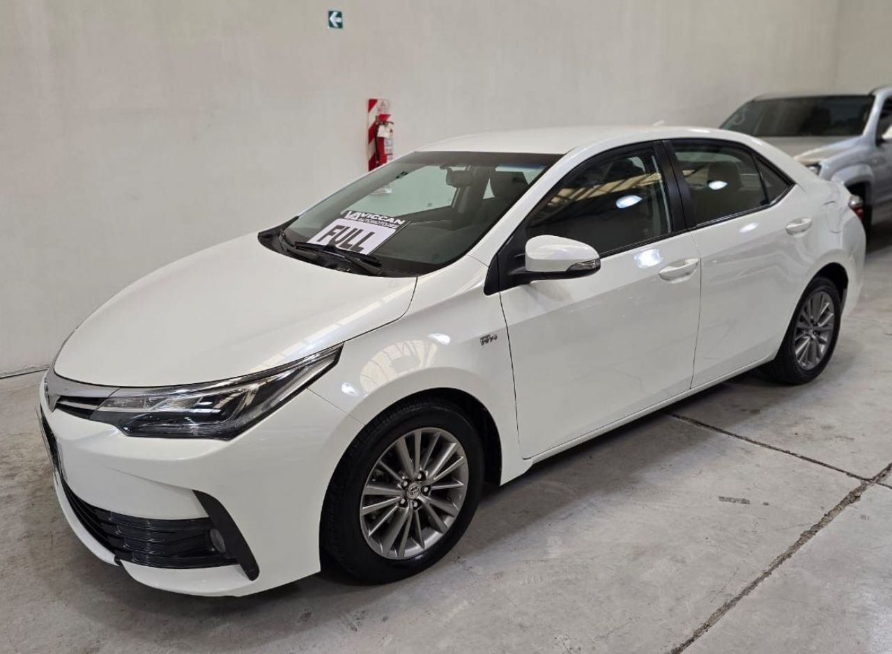 Toyota Corolla Usado Financiado en Mendoza, deRuedas