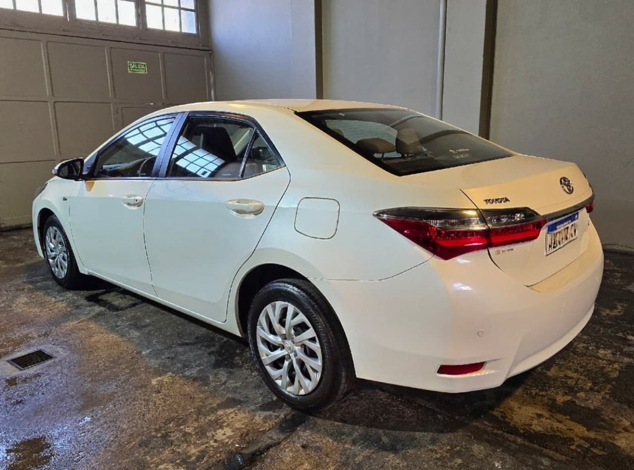 Toyota Corolla Usado Financiado en Mendoza, deRuedas