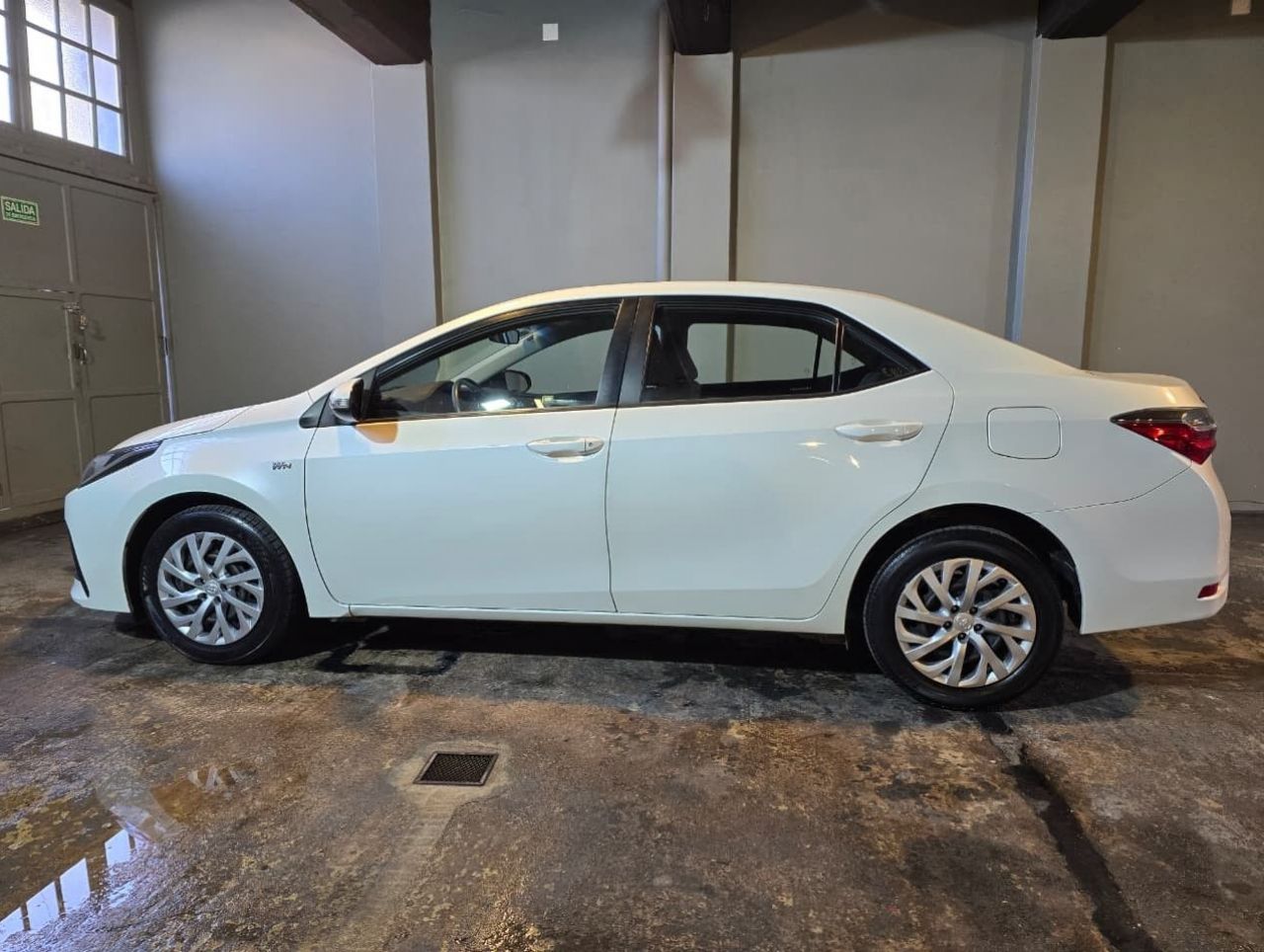 Toyota Corolla Usado Financiado en Mendoza, deRuedas