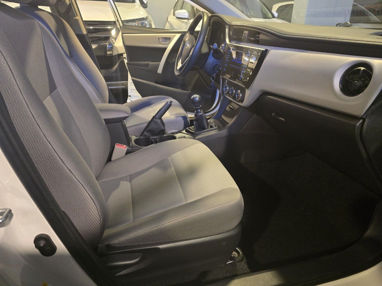 Toyota Corolla Usado Financiado en Mendoza, deRuedas