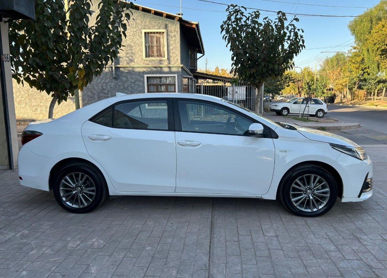 Toyota Corolla Usado en Mendoza, deRuedas