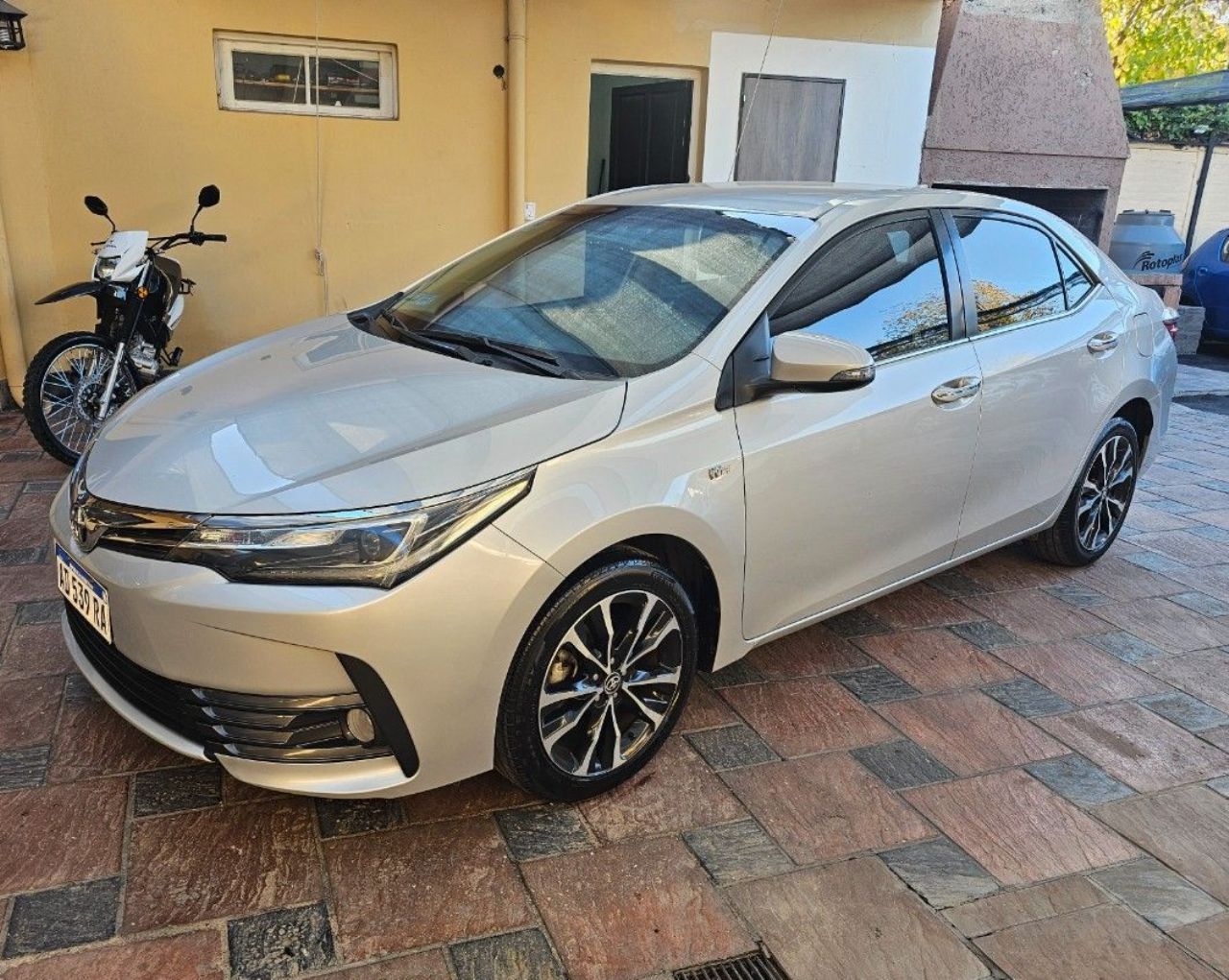 Toyota Corolla Usado en Mendoza, deRuedas