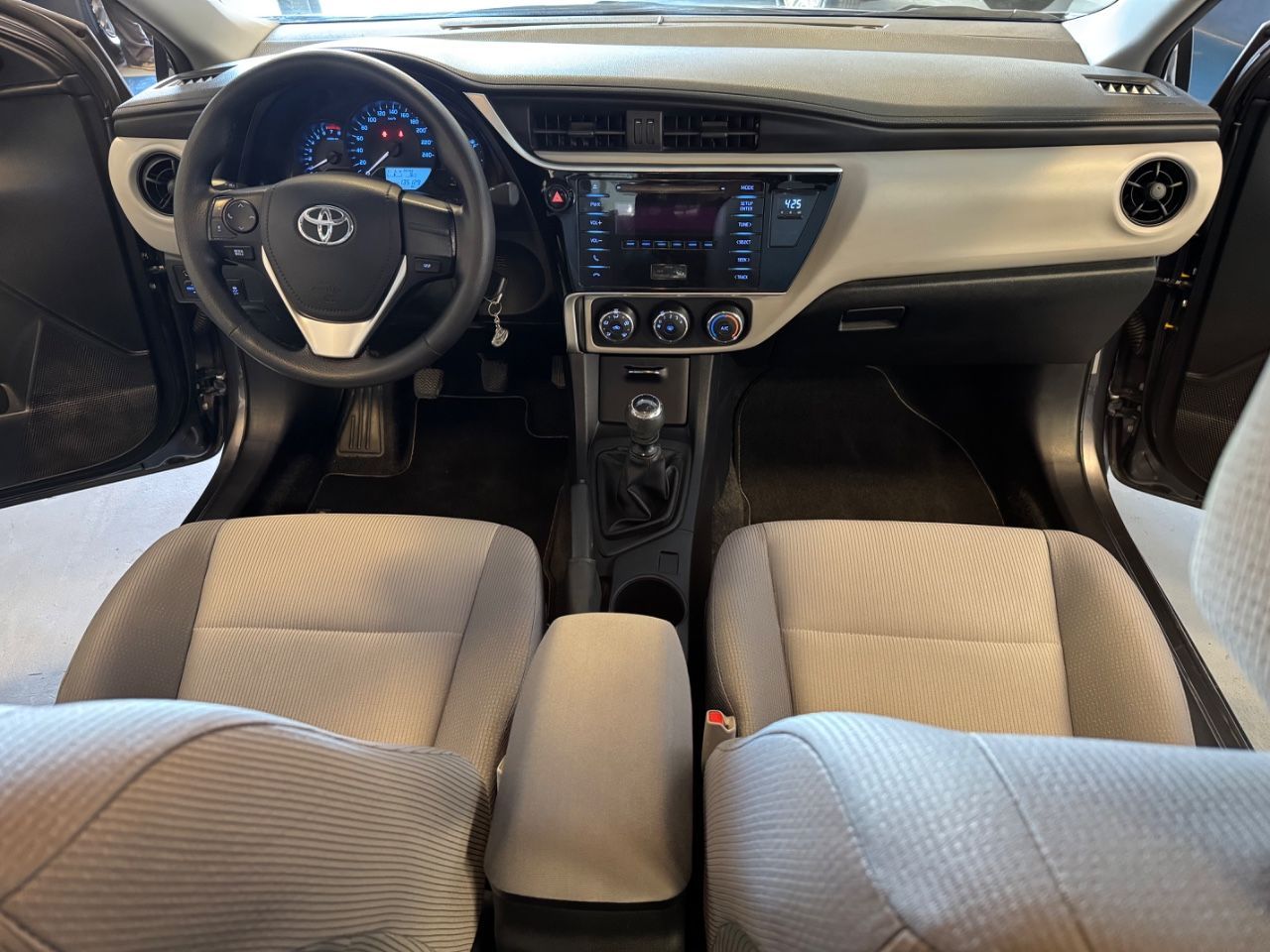 Toyota Corolla Usado Financiado en Mendoza, deRuedas