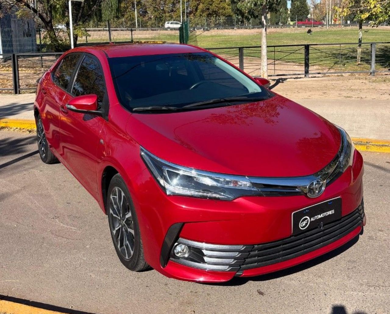 Toyota Corolla Usado Financiado en Mendoza, deRuedas