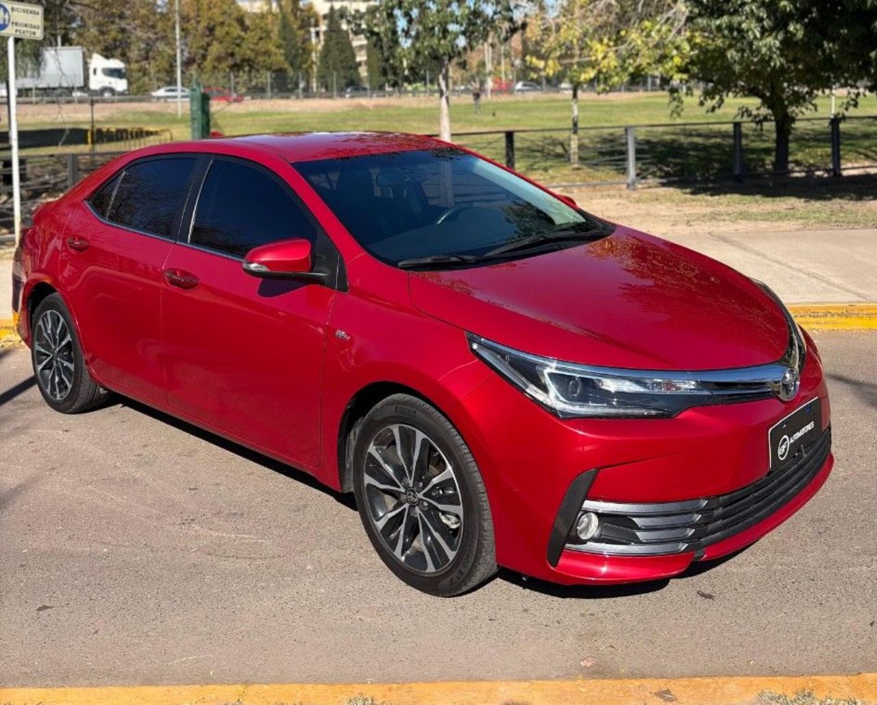 Toyota Corolla Usado Financiado en Mendoza, deRuedas