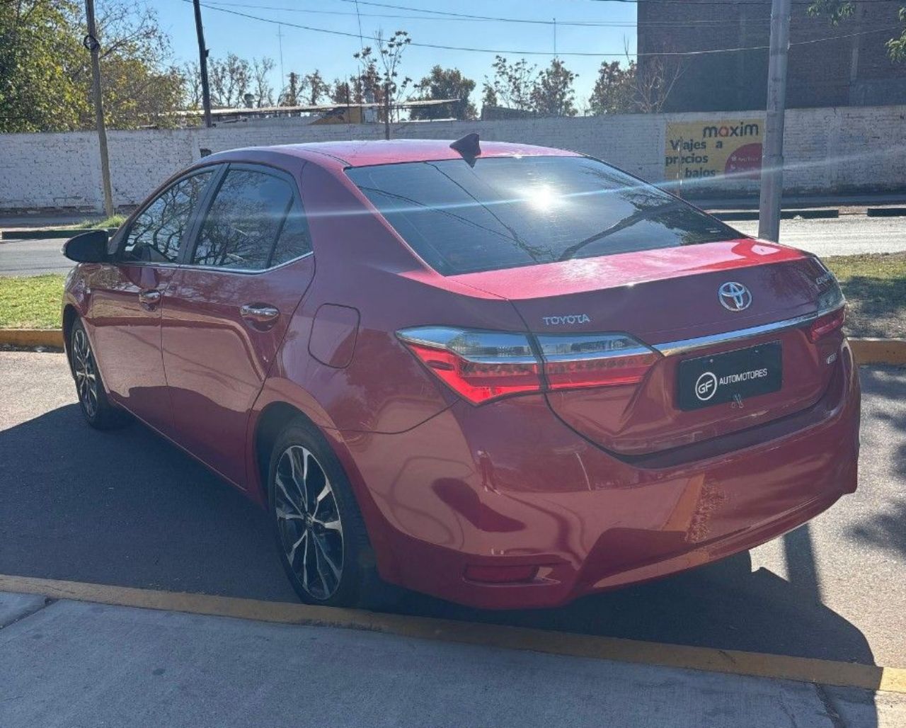 Toyota Corolla Usado Financiado en Mendoza, deRuedas