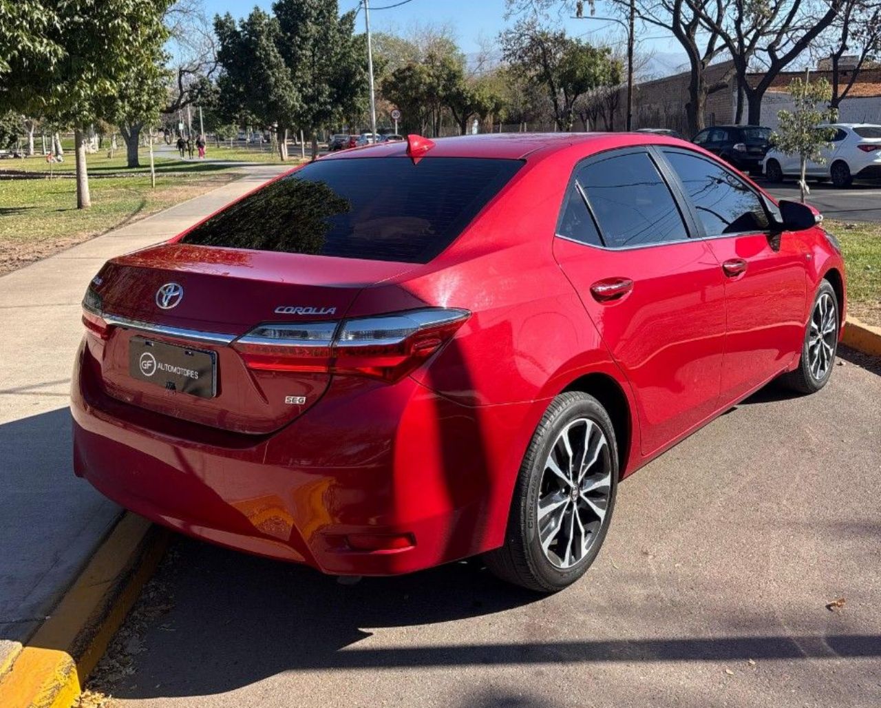 Toyota Corolla Usado Financiado en Mendoza, deRuedas