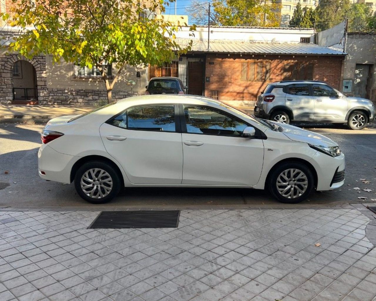 Toyota Corolla Usado Financiado en Mendoza, deRuedas
