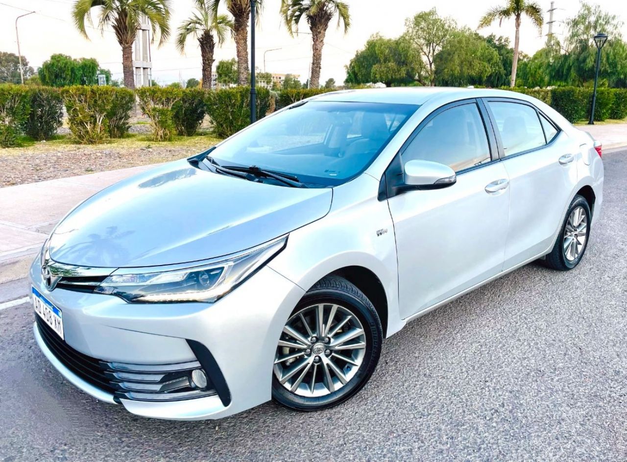 Toyota Corolla Usado Financiado en Mendoza, deRuedas