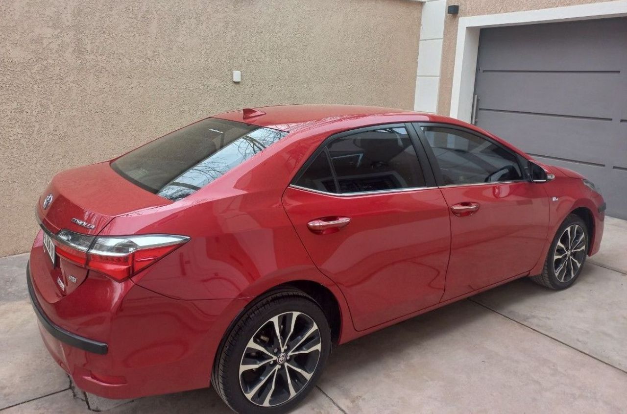 Toyota Corolla Usado en San Juan, deRuedas