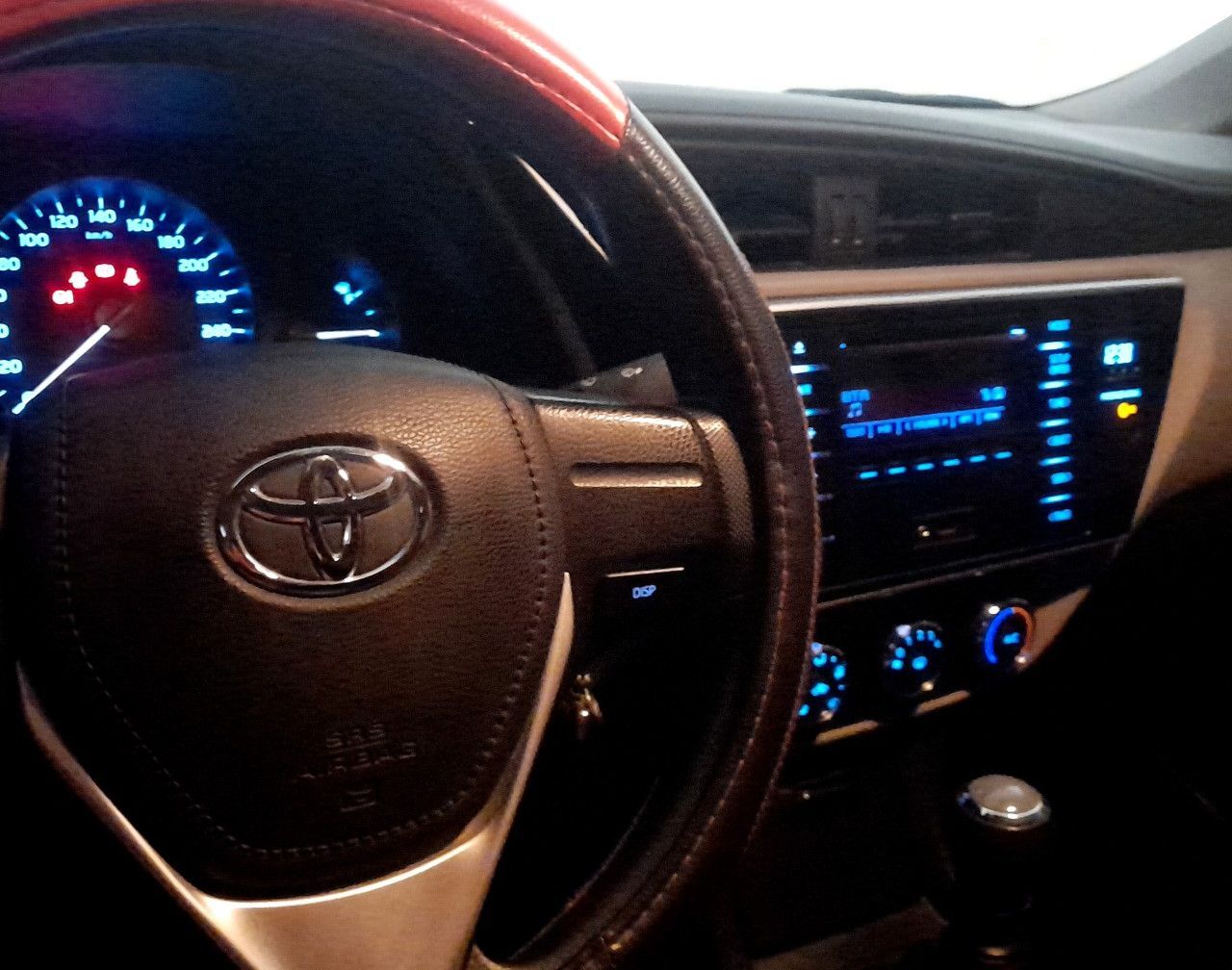 Toyota Corolla Usado en Buenos Aires, deRuedas