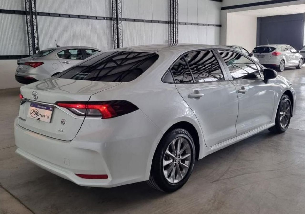 Toyota Corolla Usado Financiado en Mendoza, deRuedas