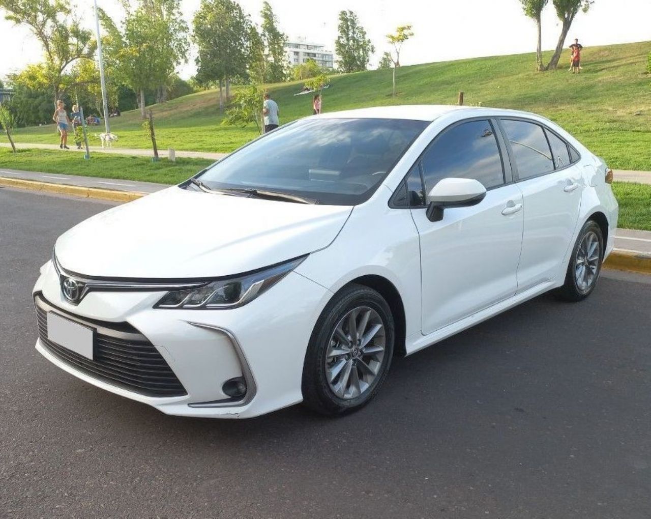 Toyota Corolla Usado Financiado en Mendoza, deRuedas
