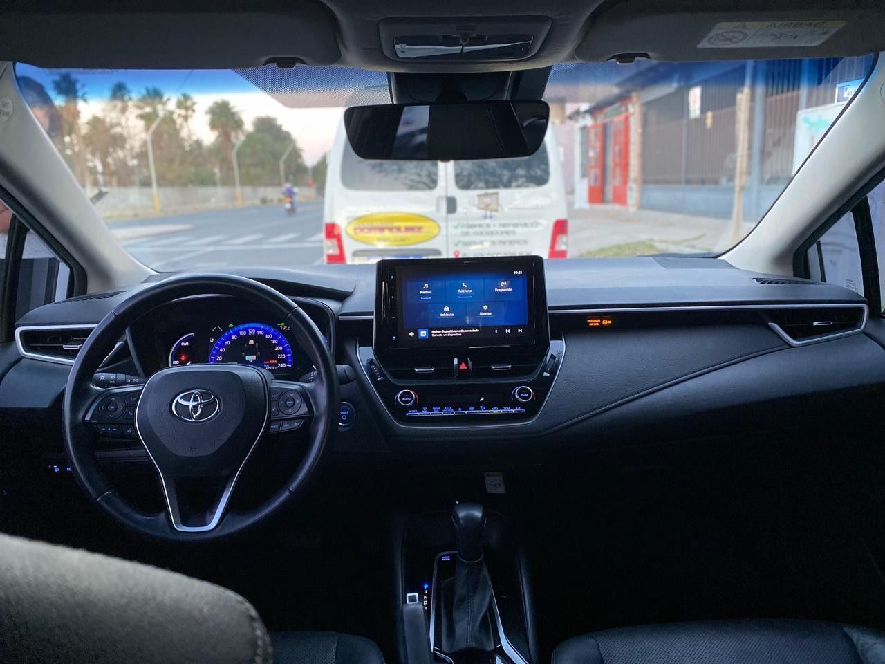 Toyota Corolla Usado Financiado en San Juan, deRuedas