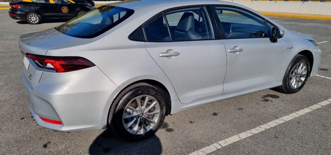 Toyota Corolla Usado en Buenos Aires, deRuedas