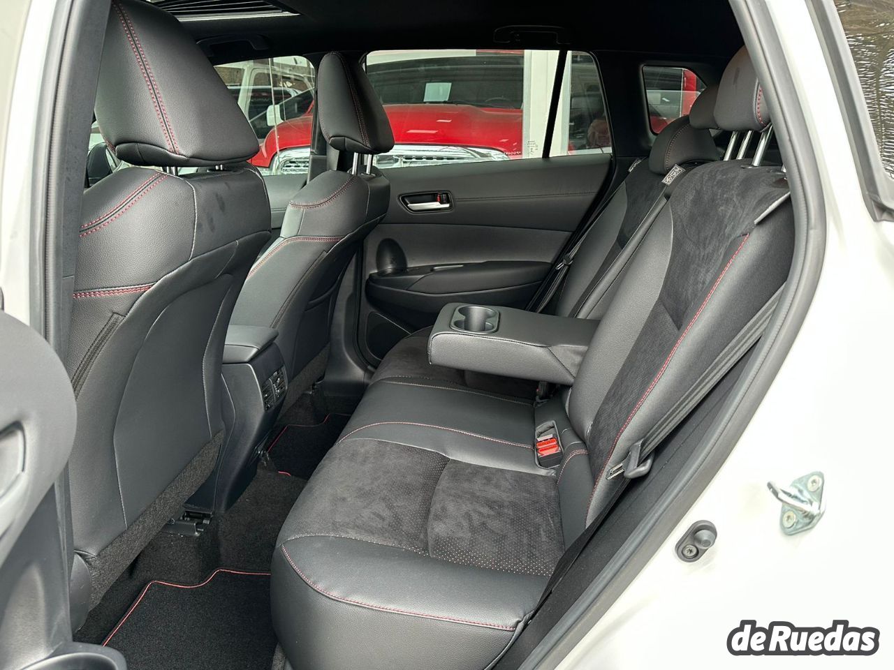 Toyota Corolla Cross Nuevo en San Juan, deRuedas