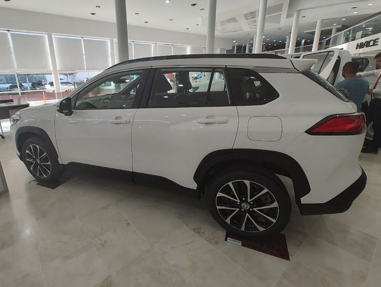 Toyota Corolla Cross Nuevo en Mendoza, deRuedas