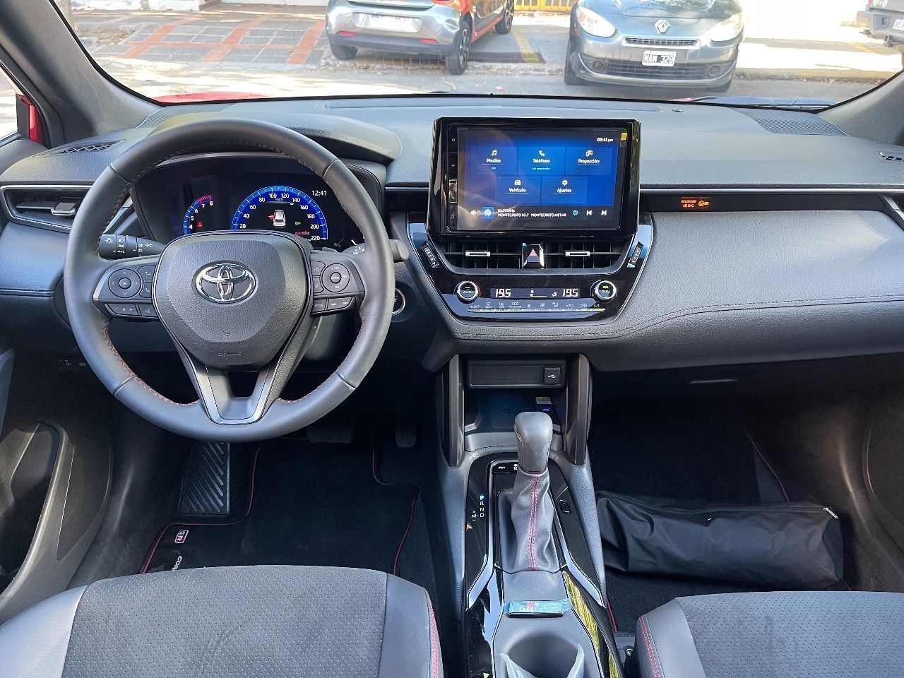 Toyota Corolla Cross Nuevo en Mendoza, deRuedas