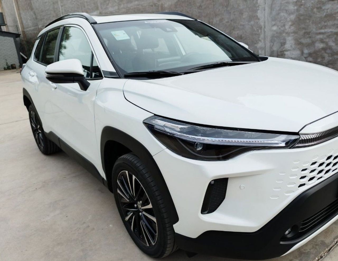 Toyota Corolla Cross Nuevo en Mendoza, deRuedas