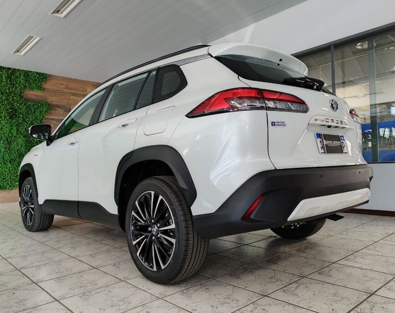Toyota Corolla Cross Nuevo en Mendoza, deRuedas