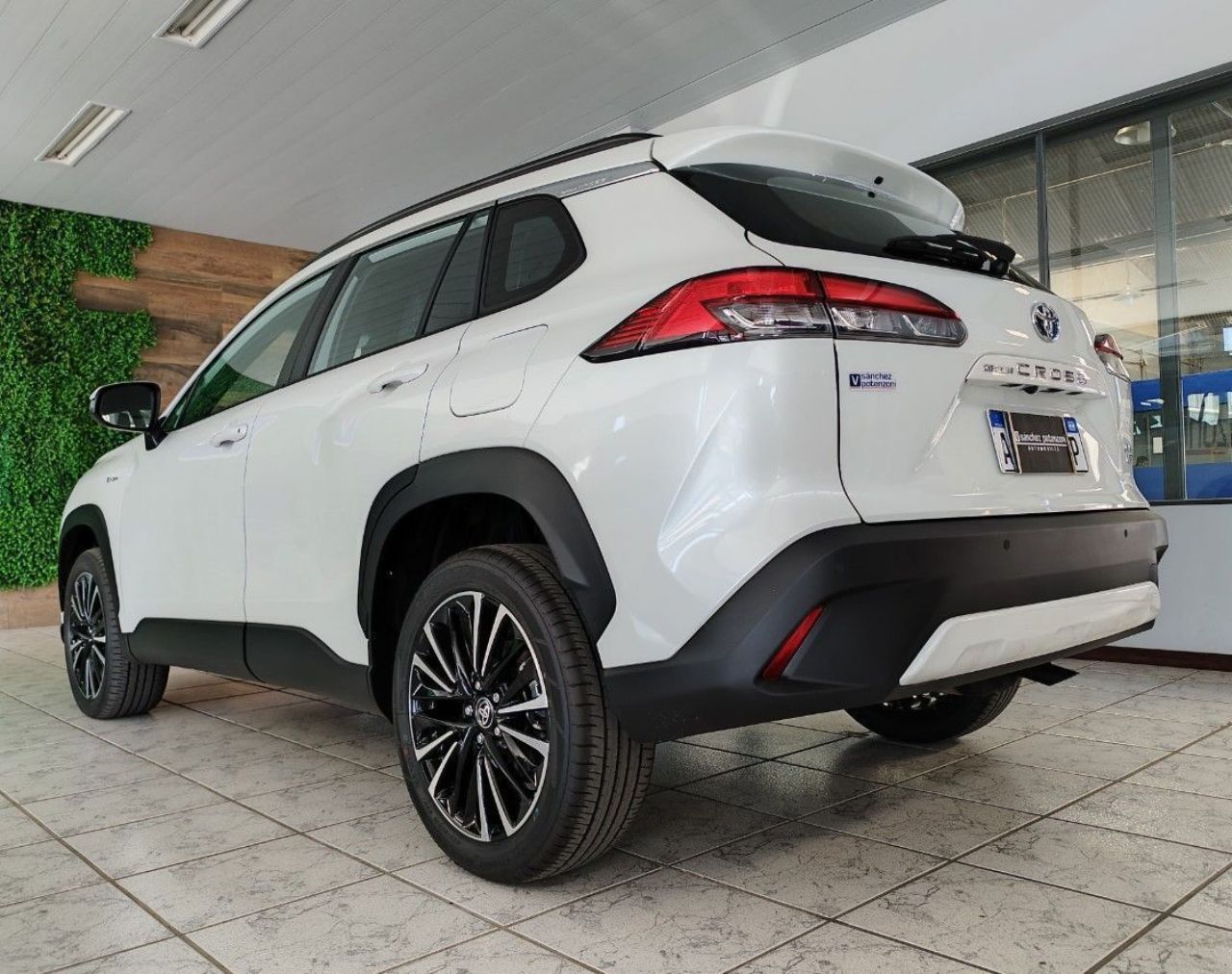 Toyota Corolla Cross Nuevo en Mendoza, deRuedas