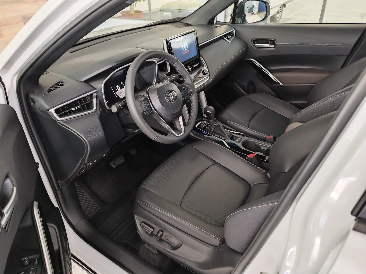 Toyota Corolla Cross Nuevo en Mendoza, deRuedas