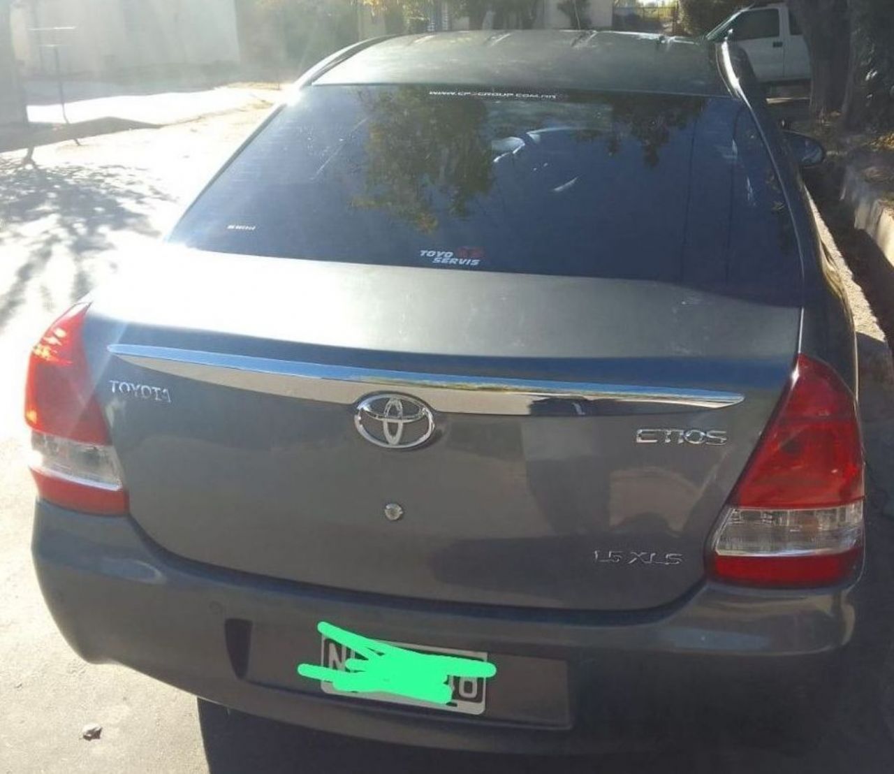 Toyota Etios Usado en Mendoza, deRuedas