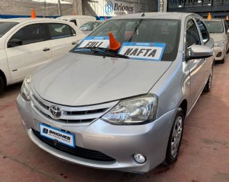 Toyota Etios Usado en Mendoza Financiado