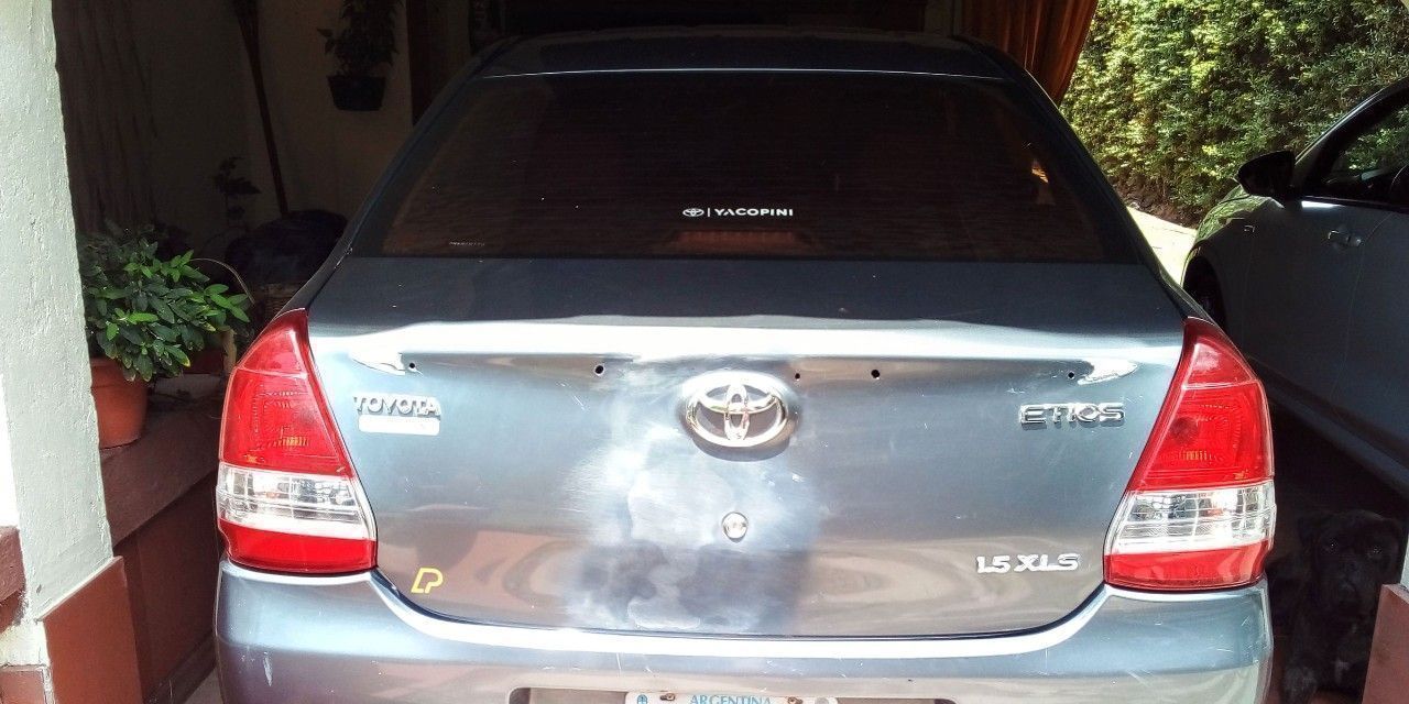 Toyota Etios Usado en Mendoza, deRuedas