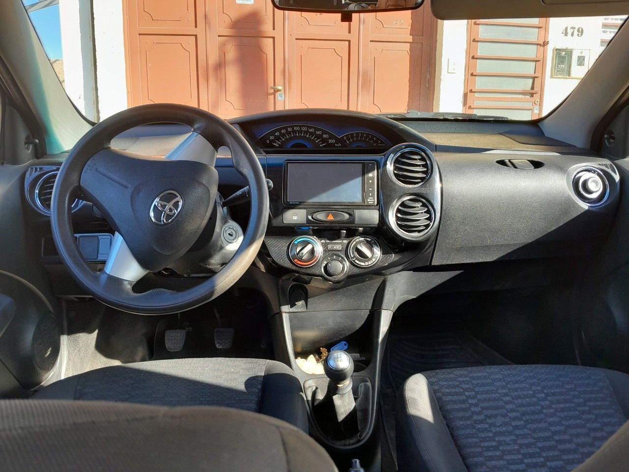 Toyota Etios Usado en Mendoza, deRuedas