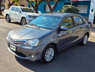 Toyota Etios Usado en Mendoza Financiado