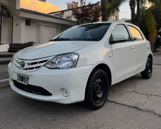 Toyota Etios Usado en Córdoba