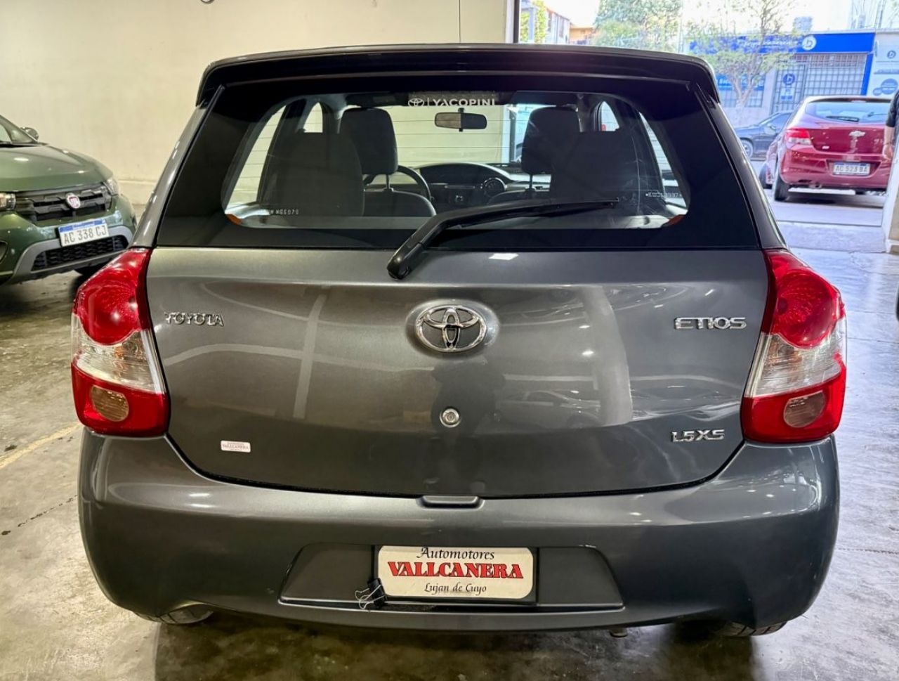 Toyota Etios Usado en Mendoza, deRuedas