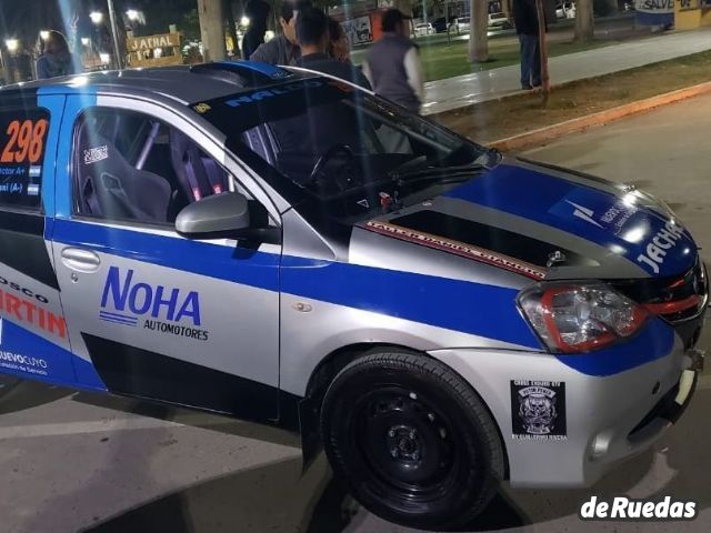 Toyota Etios Usado en San Juan, deRuedas