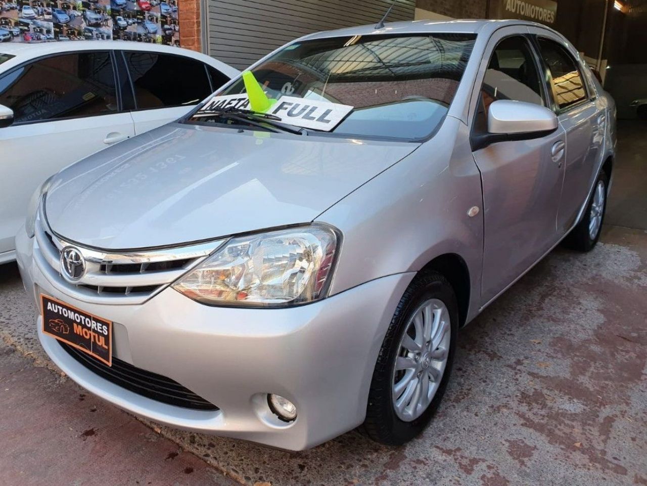 Toyota Etios Usado en Mendoza, deRuedas