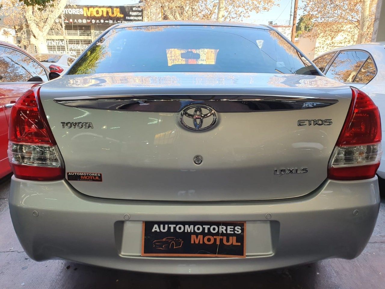 Toyota Etios Usado en Mendoza, deRuedas