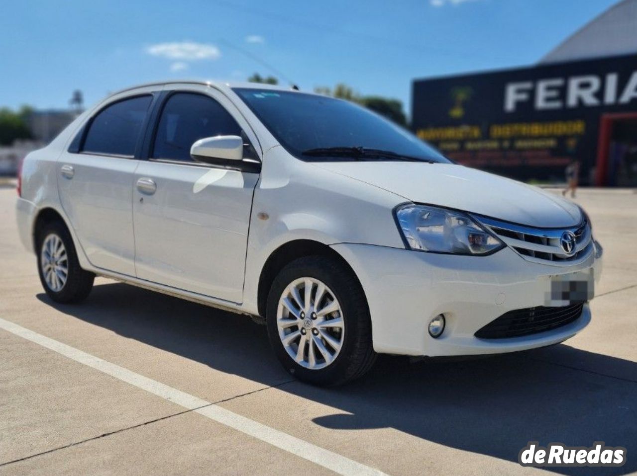 Toyota Etios Usado en Córdoba, deRuedas
