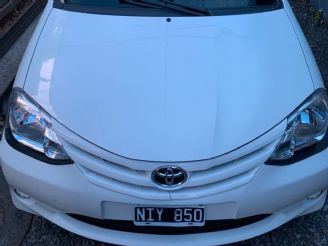 Toyota Etios Usado en Mendoza