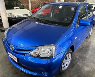 Toyota Etios Usado en Mendoza