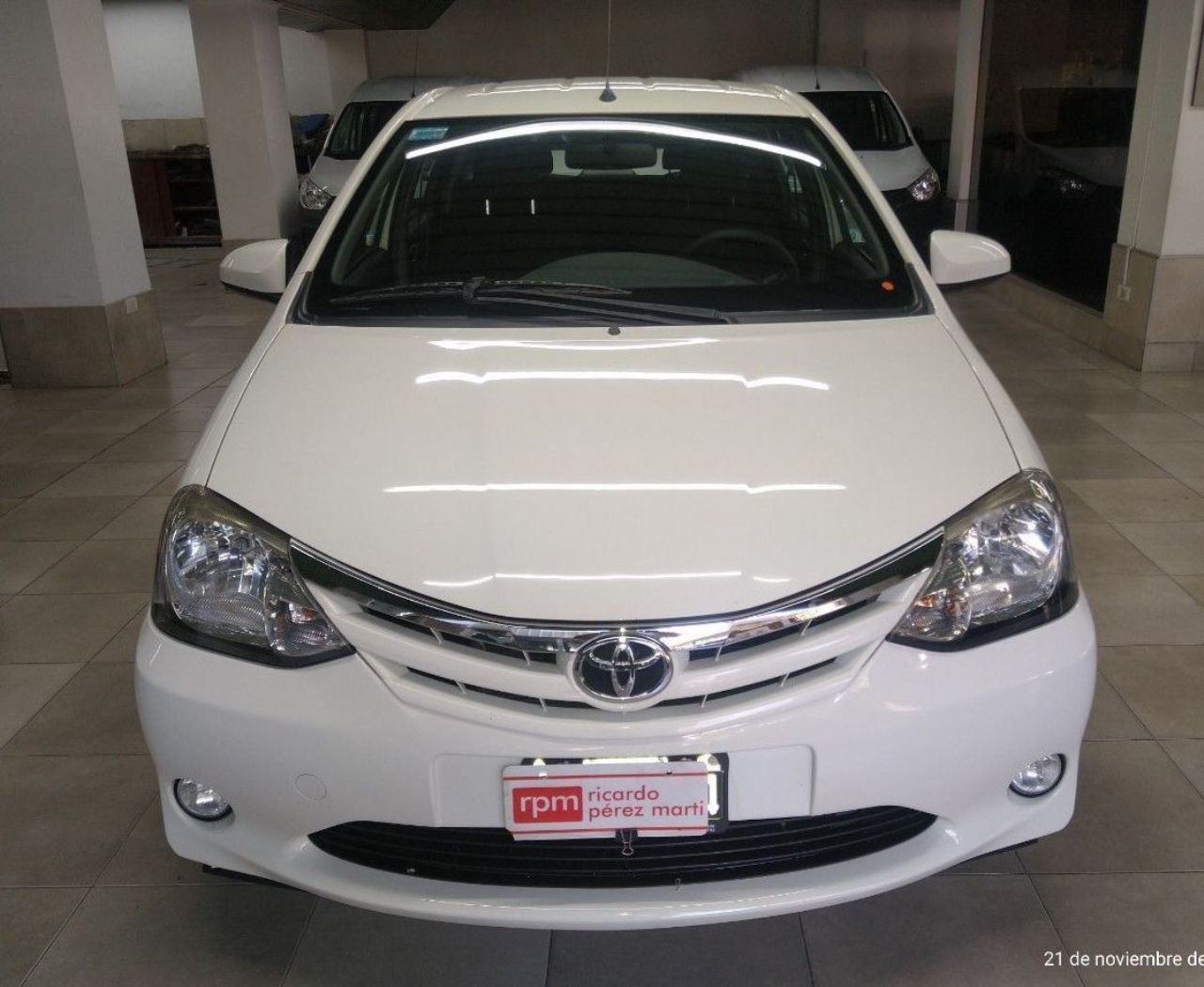 Toyota Etios Usado en Mendoza, deRuedas