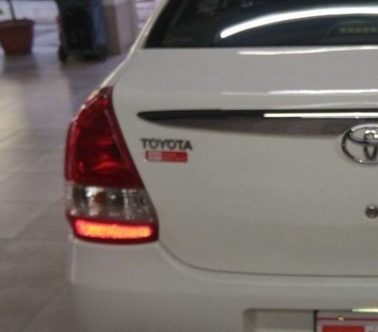 Toyota Etios Usado en Mendoza, deRuedas