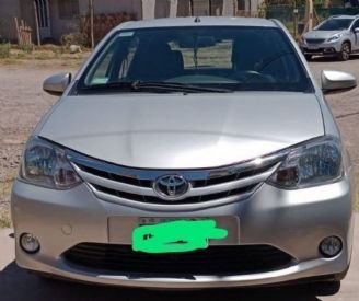Toyota Etios Usado en Mendoza