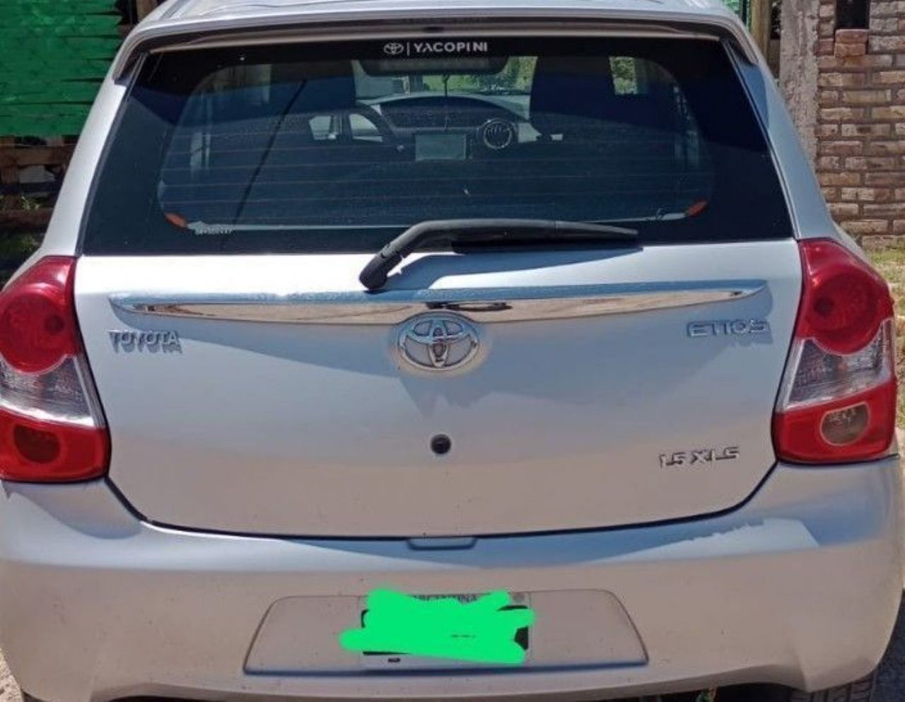 Toyota Etios Usado en Mendoza, deRuedas