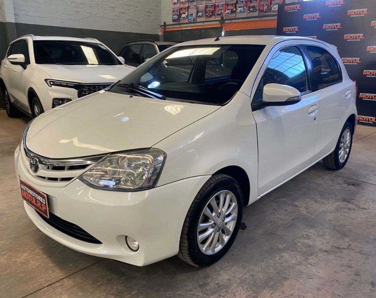 Toyota Etios Usado en Mendoza, deRuedas