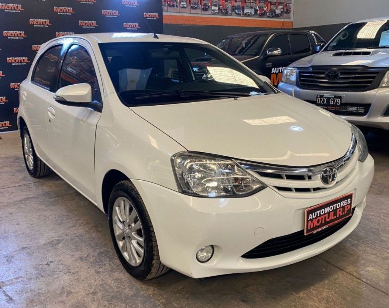 Toyota Etios Usado en Mendoza, deRuedas
